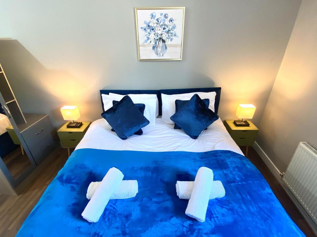 2 Bed Town Centre Nr Theatre Free Park Wi-Fi & Garden Lejlighed Aylesbury  Eksteriør billede
